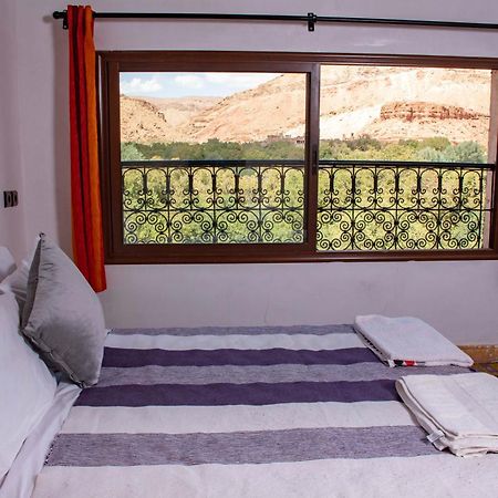 Hotel Awayou Bou Tharar Exterior photo