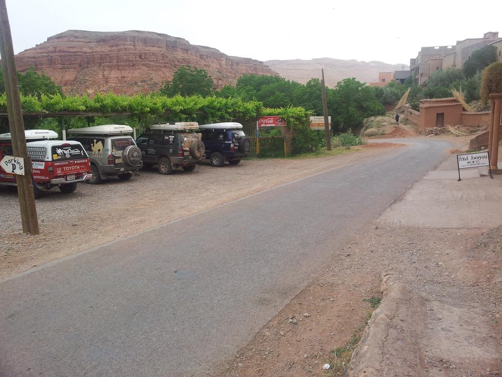 Hotel Awayou Bou Tharar Exterior photo